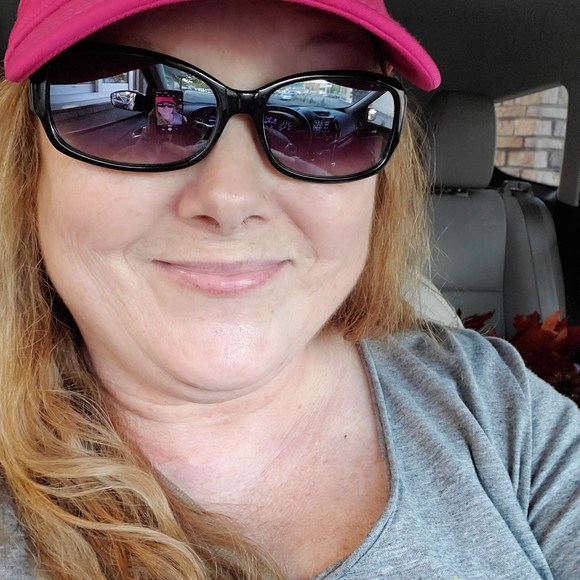 Meet your Posher, Sherri - Picture 1 of 1